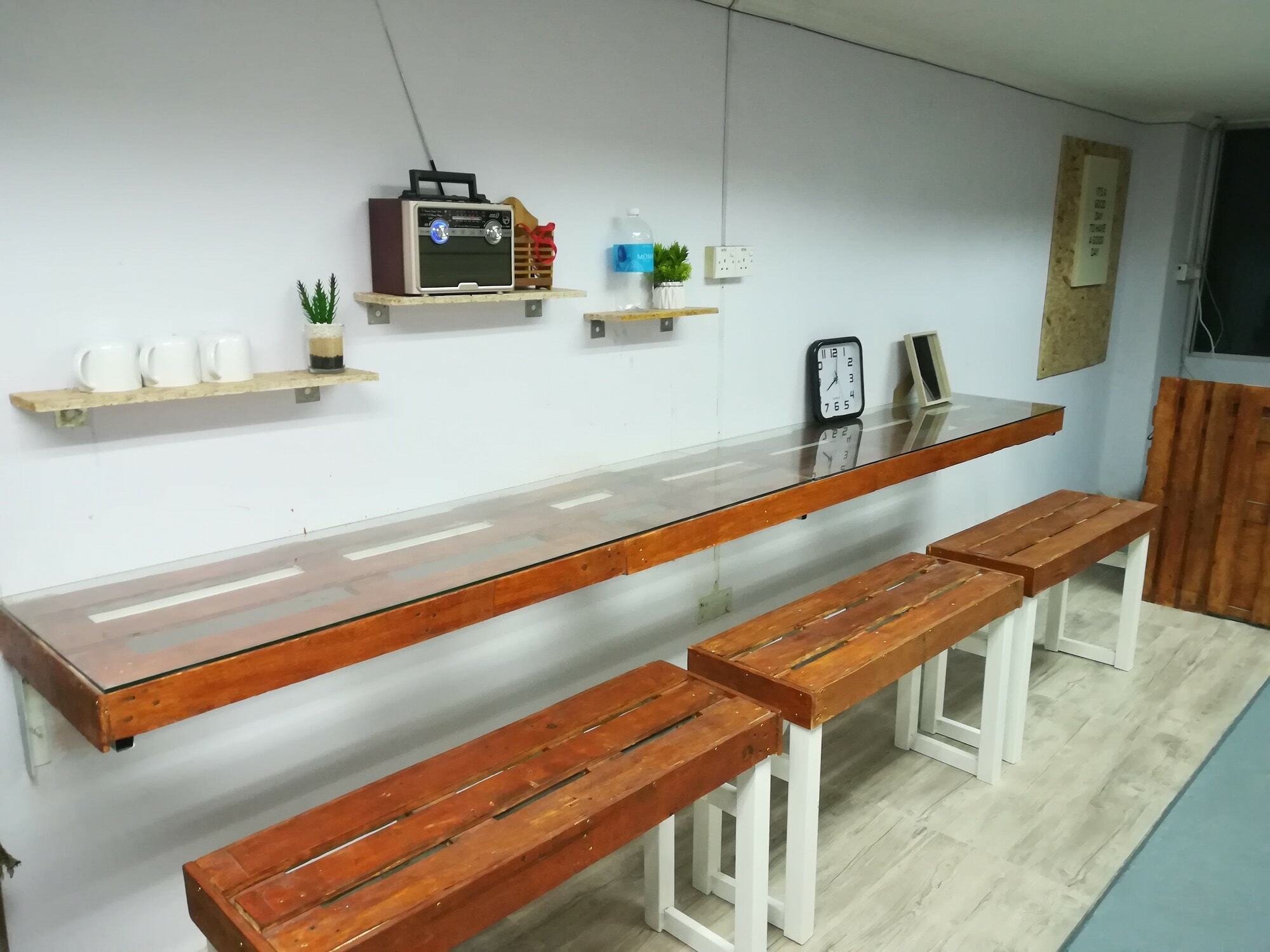 Get Inn Backpackers Kota Kinabalu Exterior photo